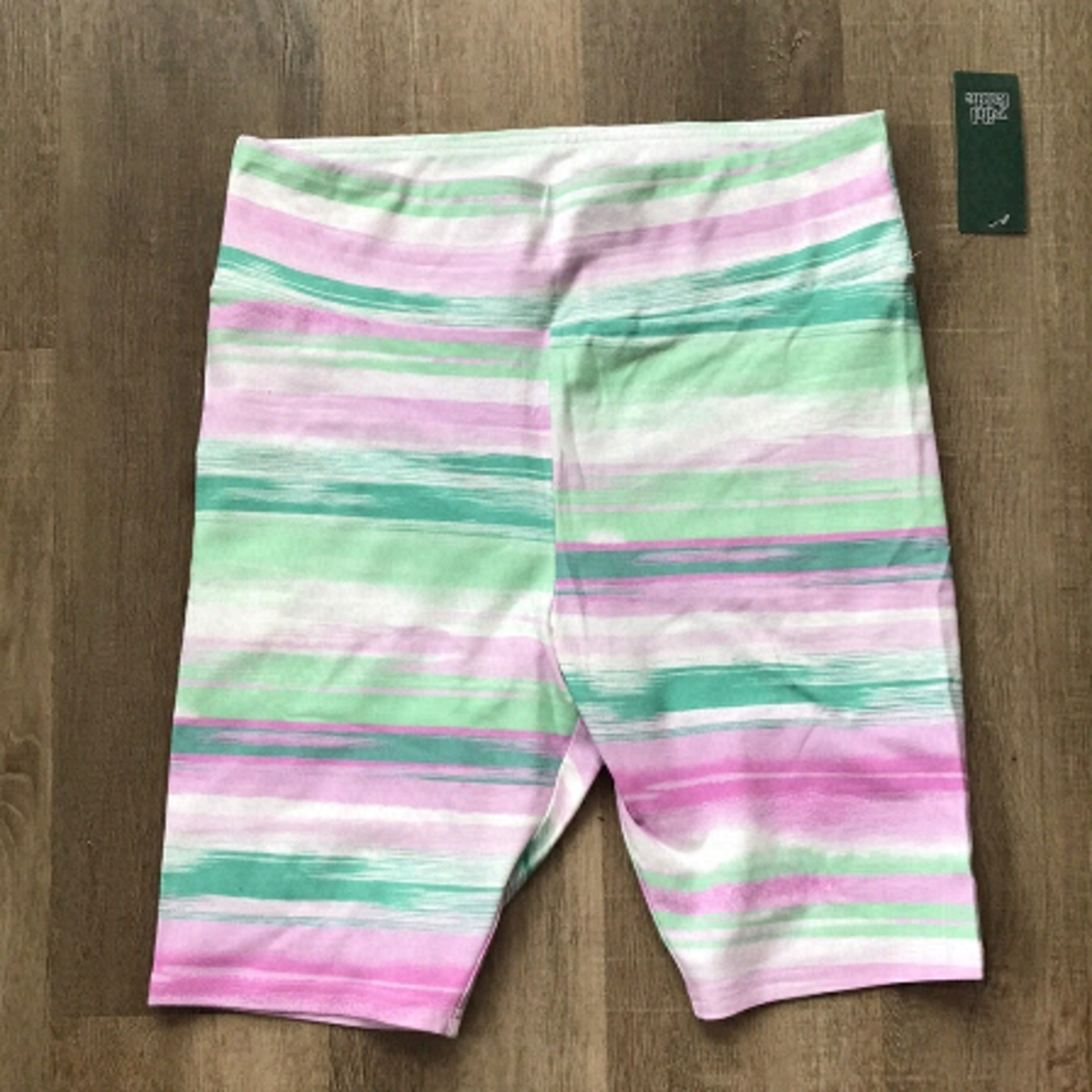 Ladies bike shorts size XL